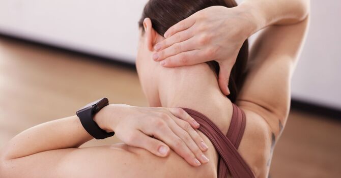 Should You See a Chiropractor for a Sports Injury?
